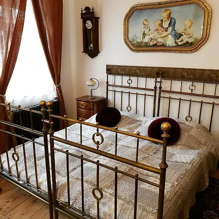 Zlata Leta - Apartmanovy Dum *
