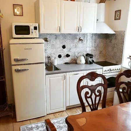 Zlata Leta - Apartmanovy Dum Daire *