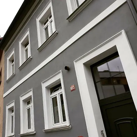 Apartment Zlata Leta - Apartmanovy Dum *